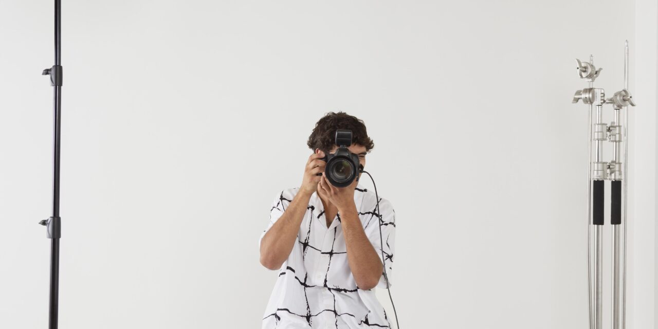 How to Choose the Best Photography Studio in Hyderabad | ClapnClick